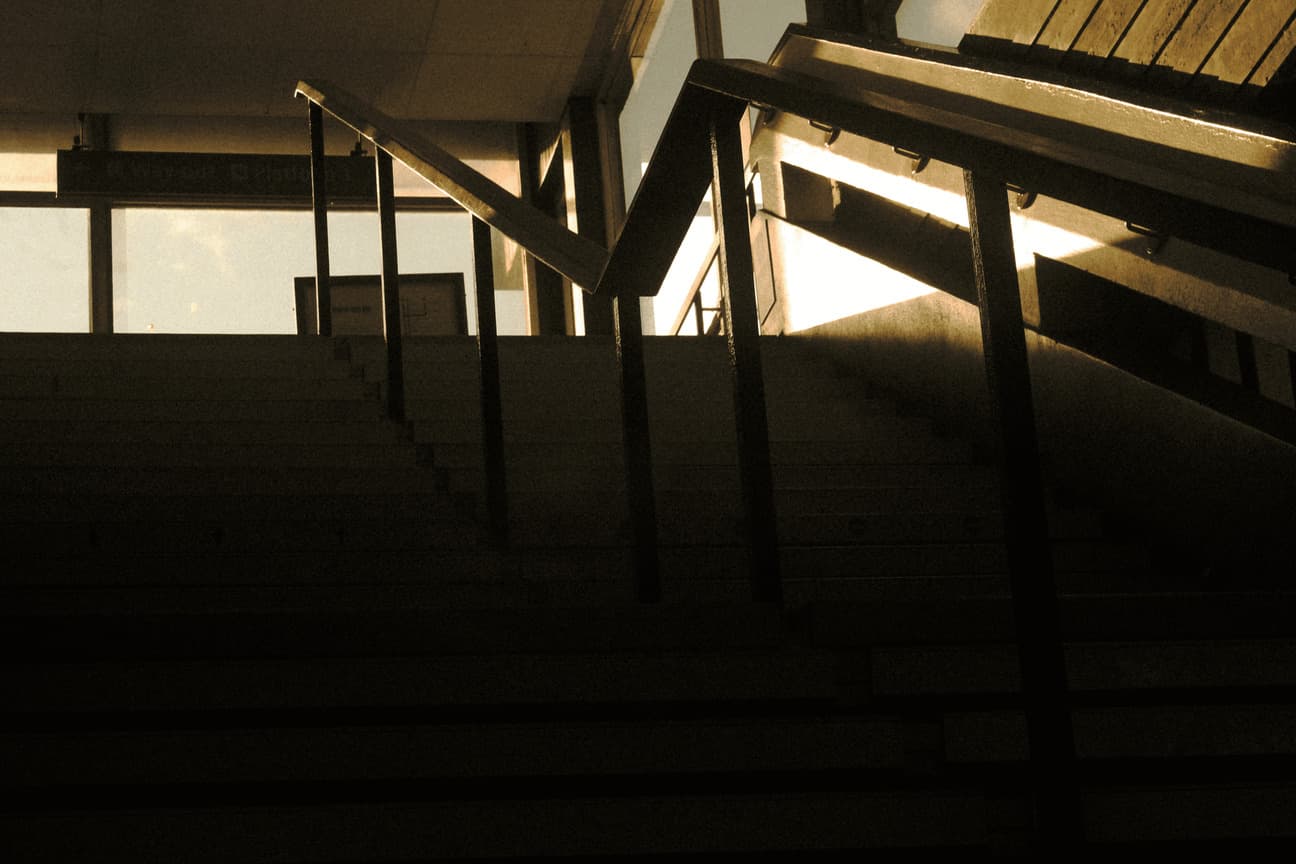 STAFFORD_STATION_LIGHT_BREAK